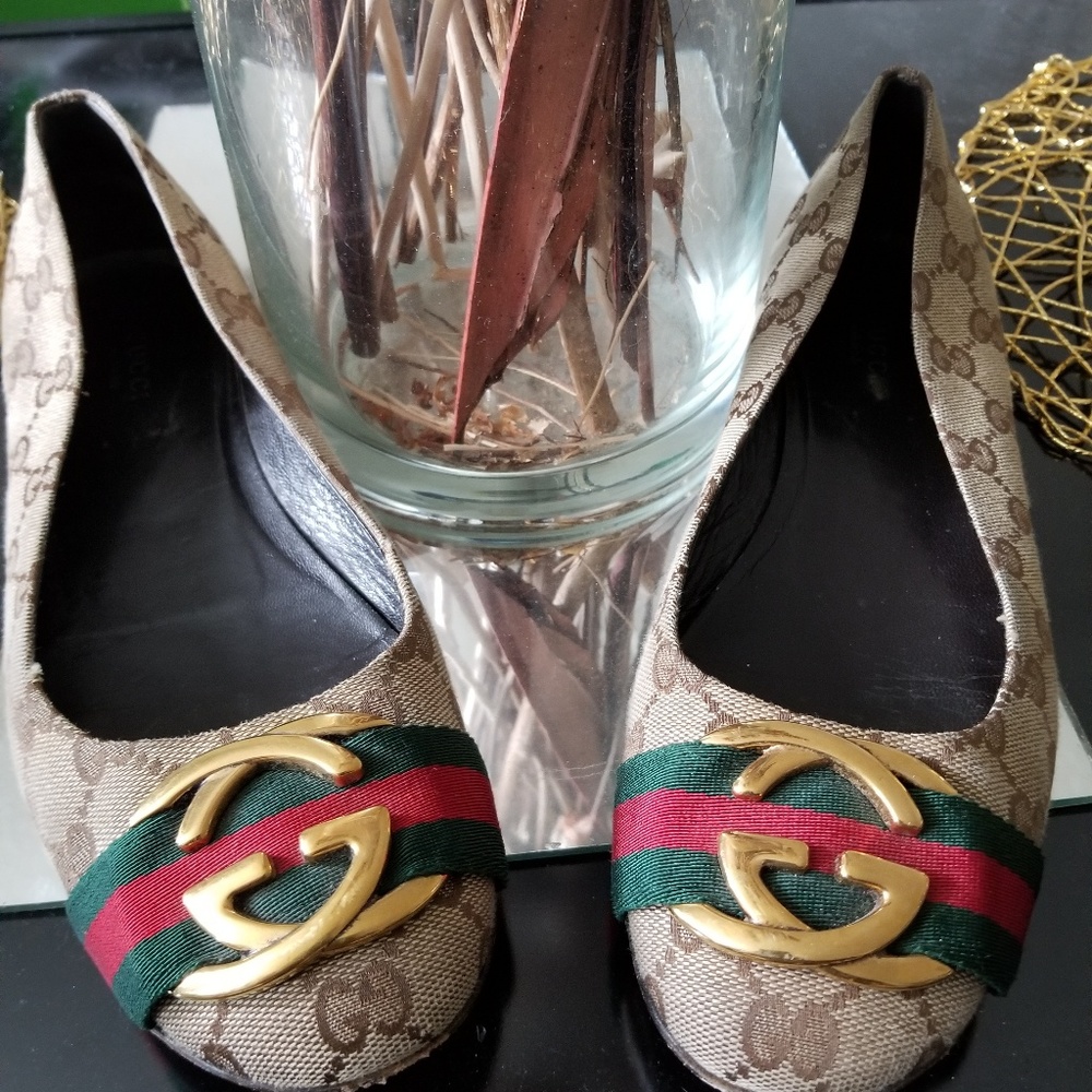 Gucci Flats